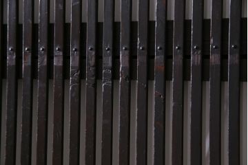 和製アンティーク　裏ガラス入り　すすけた味わいが渋さのある格子戸4枚セット(引き戸、建具)