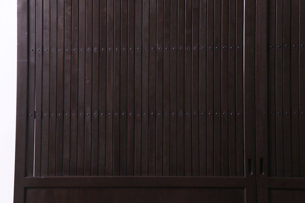 和製アンティーク　ヒノキ材　洗練された和モダンの空間におすすめの平格子戸2枚セット　(R-031280)