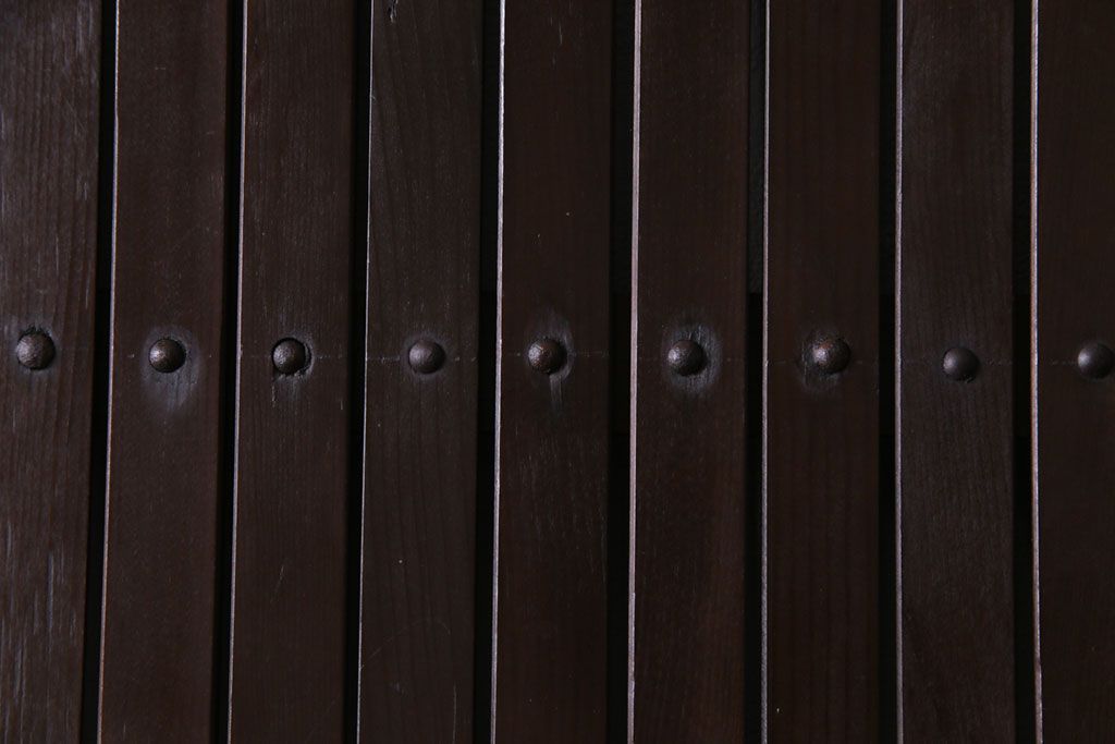 和製アンティーク　ヒノキ材　洗練された和モダンの空間におすすめの平格子戸2枚セット　(R-031280)