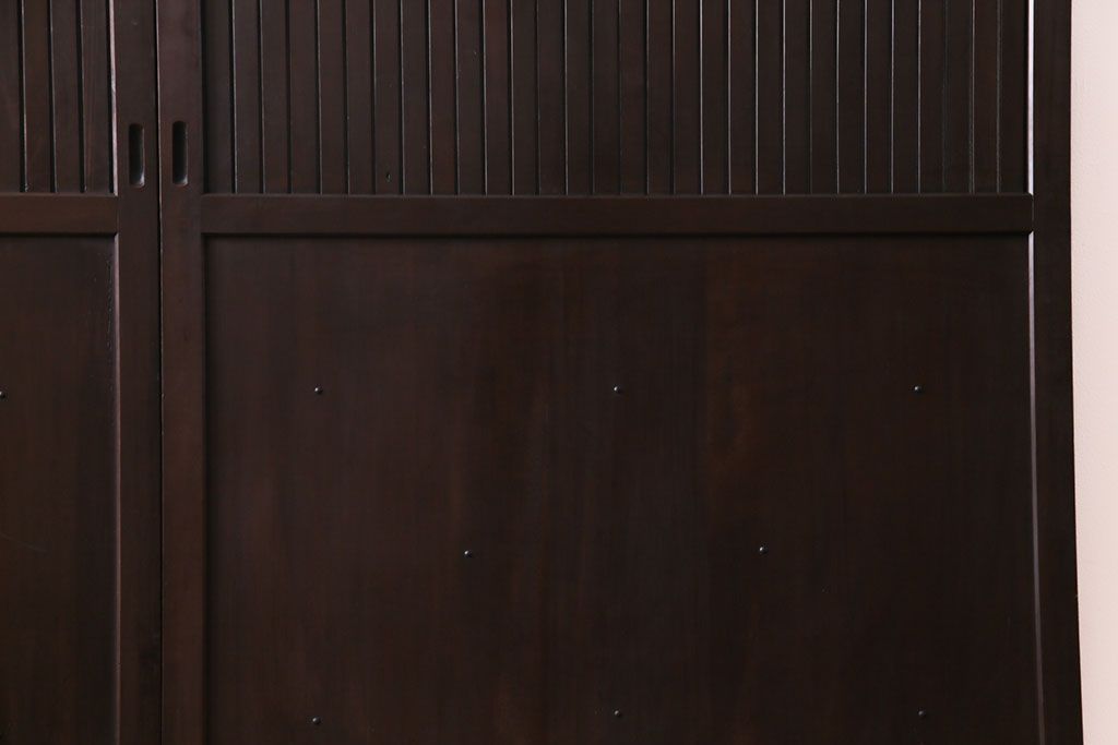 和製アンティーク　ヒノキ材　洗練された和モダンの空間におすすめの平格子戸2枚セット　(R-031280)