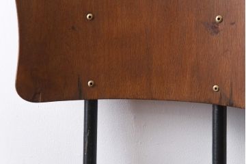 ヴィンテージ家具　イギリスビンテージ　レトロな雰囲気が漂うスクールチェア(鉄脚チェア、椅子)(1)