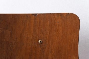 ヴィンテージ家具　イギリスビンテージ　レトロな雰囲気が漂うスクールチェア(鉄脚チェア、椅子)