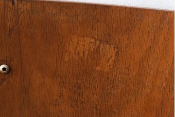 ヴィンテージ家具　イギリスビンテージ　レトロな雰囲気が漂うスクールチェア(鉄脚チェア、椅子)