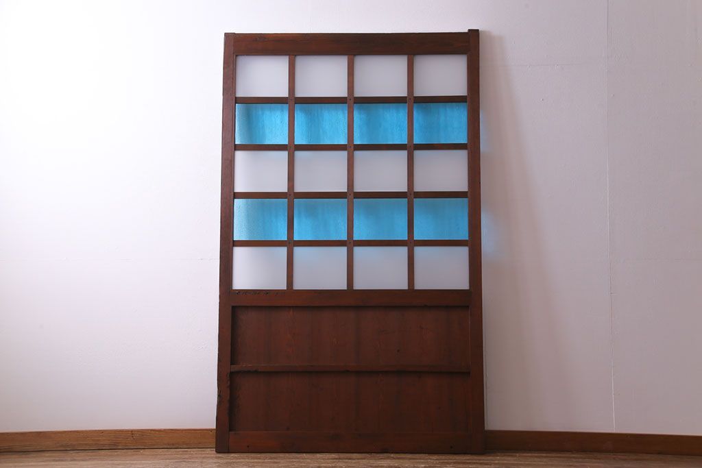 和製アンティーク　ヒノキ材　リメイク　色ガラスレトロモダンな印象の蔵戸　(R-031286)