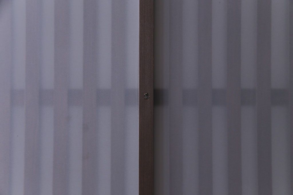 和製アンティーク　ヒノキ材　落ち着きと品のあるガラス入り格子蔵戸(格子戸、建具、引き戸、玄関戸)