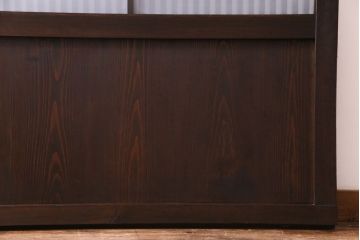 和製アンティーク　ヒノキ材　落ち着きと品のあるガラス入り格子蔵戸(格子戸、建具、引き戸、玄関戸)