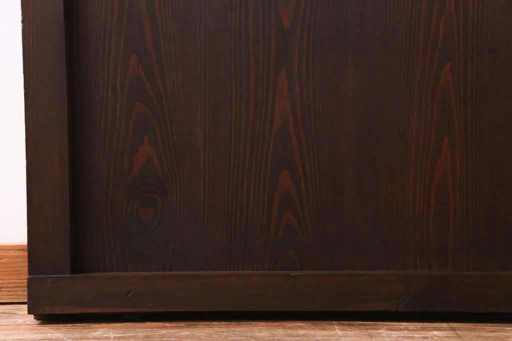 和製アンティーク　ヒノキ材　落ち着きと品のあるガラス入り格子蔵戸(格子戸、建具、引き戸、玄関戸)