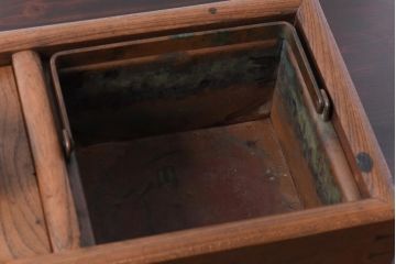 アンティーク雑貨　昭和初期　ケヤキ材　味わい深い佇まいの木製火鉢(手あぶり)