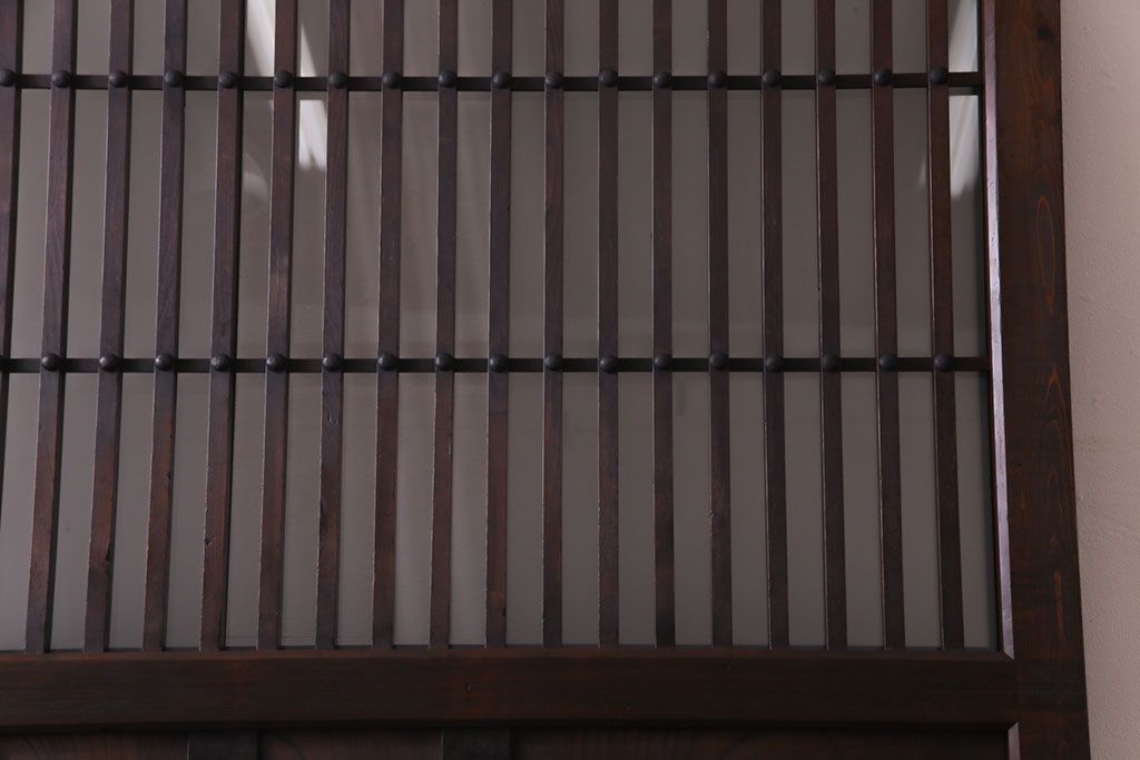 和製アンティーク　明治期　幅広で存在感のあるガラス入り格子蔵戸(格子戸、引き戸、建具、玄関戸)