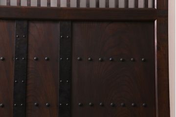 和製アンティーク　明治期　幅広で存在感のあるガラス入り格子蔵戸(格子戸、引き戸、建具、玄関戸)