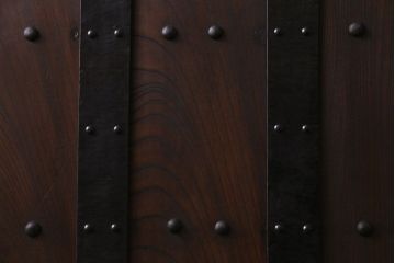 和製アンティーク　明治期　幅広で存在感のあるガラス入り格子蔵戸(格子戸、引き戸、建具、玄関戸)