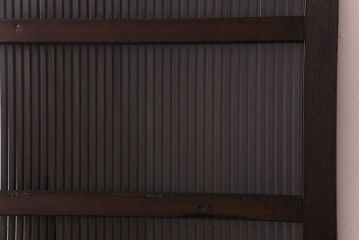 和製アンティーク　ガラス入り　亀の意匠が施された格子蔵戸(引き戸、ガラス戸、建具、玄関戸)