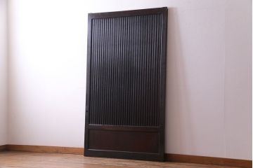 和製アンティーク　明治期　ケヤキ・ヒノキ材　縦桟が目を引く格子蔵戸(格子戸、引き戸、建具、玄関戸)