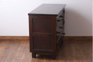 リメイク　北海道民芸家具　落ち着いた木の質感が感じられるサイドボード(リビングボード、チェスト、引き出し)