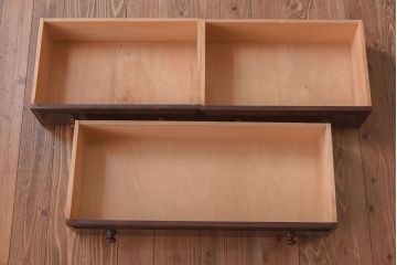 リメイク　北海道民芸家具　落ち着いた木の質感が感じられるサイドボード(リビングボード、チェスト、引き出し)