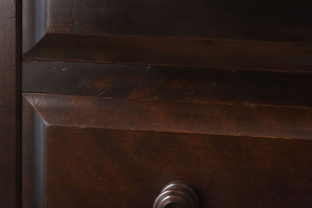 リメイク　北海道民芸家具　落ち着いた木の質感が感じられるサイドボード(リビングボード、チェスト、引き出し)