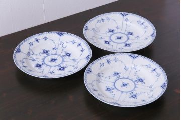 中古　ROYAL COPENHAGEN(ロイヤルコペンハーゲン)　ブルーフルーテッド　ハーフレース　プレート3枚セット(皿、洋食器)(定価約6万5千円)
