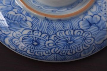 古民具・骨董　幕末明治期　線描染付　細かな図柄が味わい深い蓋付茶碗(和食器)2客セット