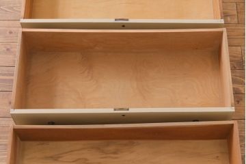 ペイント家具　ガラス取っ手がおしゃれなフレンチナチュラルのチェスト(引き出し)