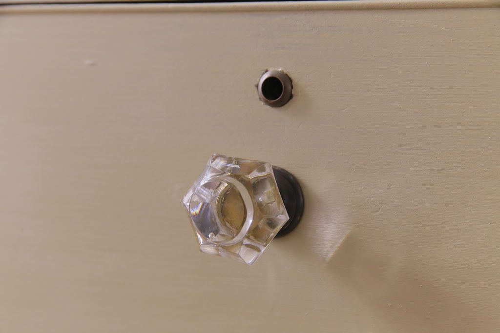 ペイント家具　ガラス取っ手がおしゃれなフレンチナチュラルのチェスト(引き出し)