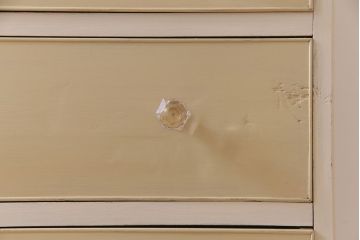 ペイント家具　ガラス取っ手がおしゃれなフレンチナチュラルのチェスト(引き出し)