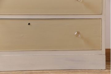 ペイント家具　ガラス取っ手がおしゃれなフレンチナチュラルのチェスト(引き出し)
