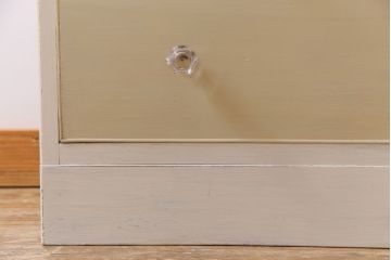 ペイント家具　ガラス取っ手がおしゃれなフレンチナチュラルのチェスト(引き出し)