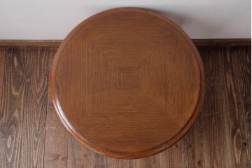 中古　天童木工　木目を生かした天板がおしゃれなラウンドテーブル(サイドテーブル、カフェテーブル)(2)