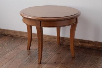 中古　天童木工　木目を生かした天板がおしゃれなラウンドテーブル(サイドテーブル、カフェテーブル)