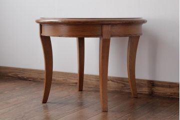 中古　天童木工　木目を生かした天板がおしゃれなラウンドテーブル(サイドテーブル、カフェテーブル)