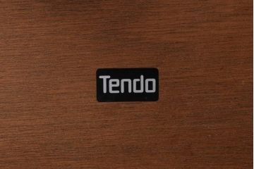 中古　天童木工　温もりのある風合いが魅力の小振りなラウンドテーブル(サイドテーブル、カフェテーブル)(1)