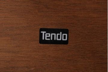 中古　天童木工　温もりのある風合いが魅力の小振りなラウンドテーブル(サイドテーブル、カフェテーブル)(3)
