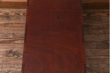 アンティーク家具　和製アンティーク　三方ケヤキ材　漆塗り　両面使いができる上品な小引き出し