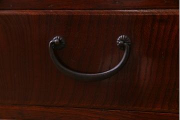 アンティーク家具　和製アンティーク　三方ケヤキ材　漆塗り　両面使いができる上品な小引き出し