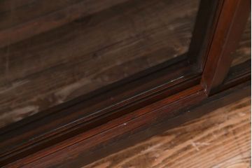 アンティーク家具　和製アンティーク　鉄脚付き　和モダンにおすすめな味わいのあるリメイク戸棚(収納棚、飾り棚)