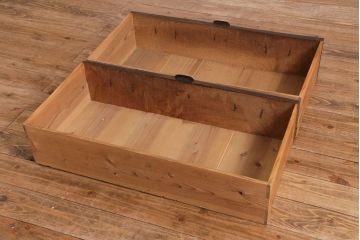 アンティーク家具　和製アンティーク　大正期　ケヤキ材　モールガラス　味わい感じる佇まいがお洒落な収納棚(戸棚、キャビネット)