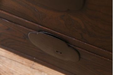 アンティーク家具　和製アンティーク　大正期　ケヤキ材　モールガラス　味わい感じる佇まいがお洒落な収納棚(戸棚、キャビネット)