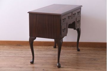 ヴィンテージ家具　イギリスビンテージ　ウォールナット　上品な佇まいが素敵なニーホールデスク(コンソールテーブル、両袖机)