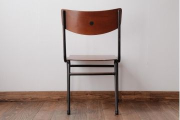 ヴィンテージ家具　ヨーロッパビンテージ　レトロな佇まいのスクールチェア(鉄脚チェア、椅子)