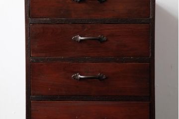 アンティーク家具　和製アンティーク　シンプルで味わいのある小引き出し(卓上収納)