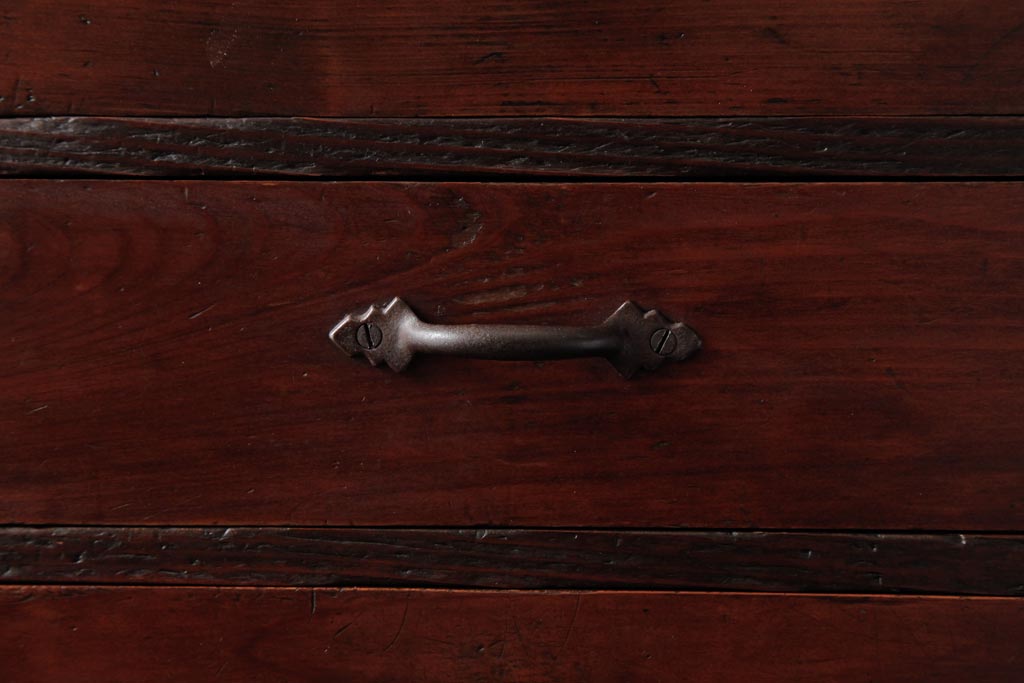 アンティーク家具　和製アンティーク　シンプルで味わいのある小引き出し(卓上収納)