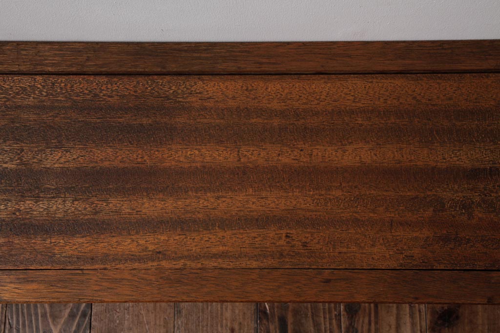 アンティーク雑貨　昭和中期　ラワン材　レトロな雰囲気の小物入れ(収納、花台、飾り台)