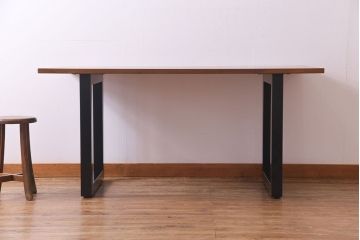 中古　アカセ木工　MASTERWAL　ウォールナット材　WILDWOOD　ダイニングテーブル(鉄脚テーブル)(定価約18万5千円)