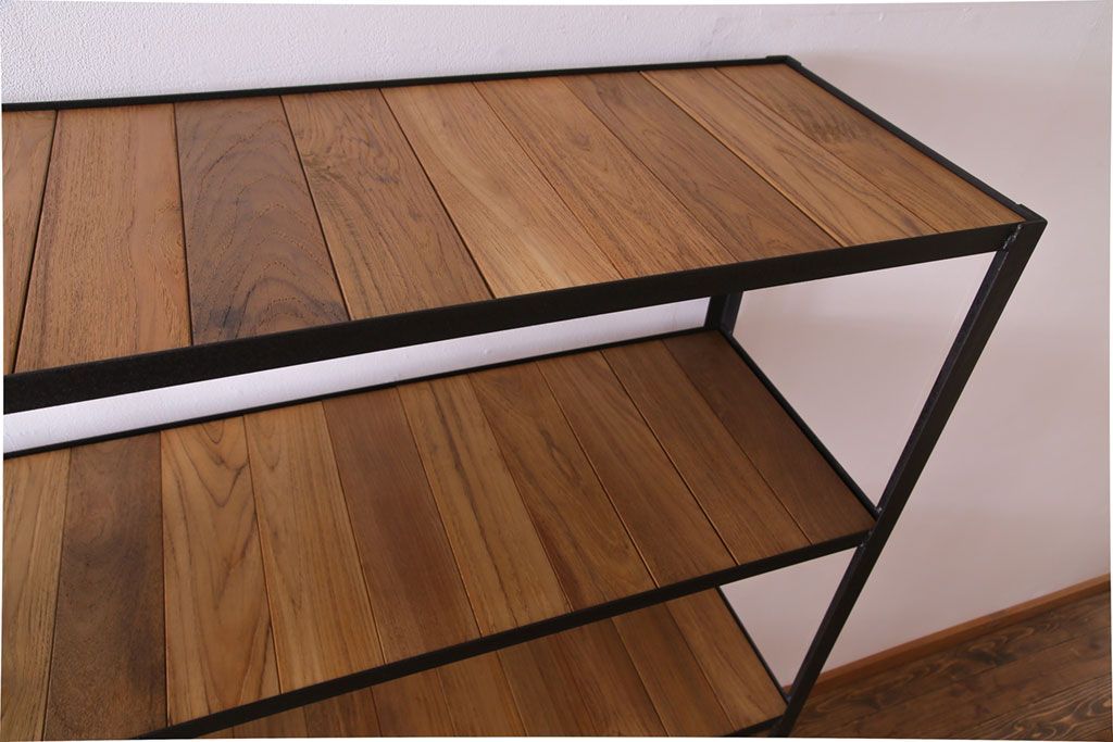 ラフジュ工房オリジナル　チーク材　アンティーク加工が施された味わいのあるアイアンラック(飾り棚)