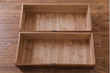 アンティーク家具　昭和初期　総桐材　モダンなデザインが目を引く箪笥ローボード(ローチェスト、衣装箪笥、桐箪笥、桐たんす)