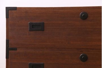 アンティーク家具　昭和初期　総桐材　モダンなデザインが目を引く箪笥ローボード(ローチェスト、衣装箪笥、桐箪笥、桐たんす)