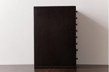 アンティーク家具　和製アンティーク　栗材　丸い取っ手がかわいらしいモダンな小引き出し