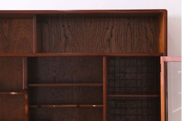 中古美品　民芸家具　9尺サイズ　隠し付き　上質な存在感を放つ重ね茶箪笥(茶棚、飾り棚)