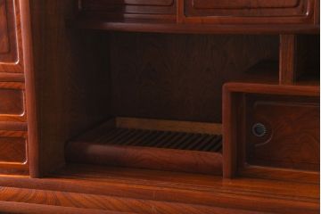 中古美品　民芸家具　9尺サイズ　隠し付き　上質な存在感を放つ重ね茶箪笥(茶棚、飾り棚)