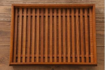 中古美品　民芸家具　9尺サイズ　隠し付き　上質な存在感を放つ重ね茶箪笥(茶棚、飾り棚)